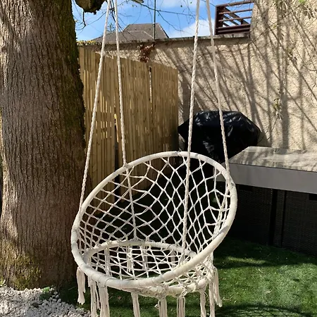 Casa de hóspedes Maison Du Bonheur, Boho Le Pin (Isere)